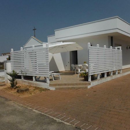 Casa Vacanze Da Franco Torre San Giovanni Ugento Luaran gambar